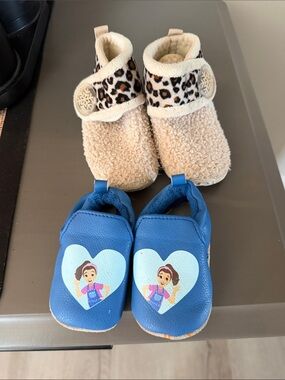 Infant baby girl slippers